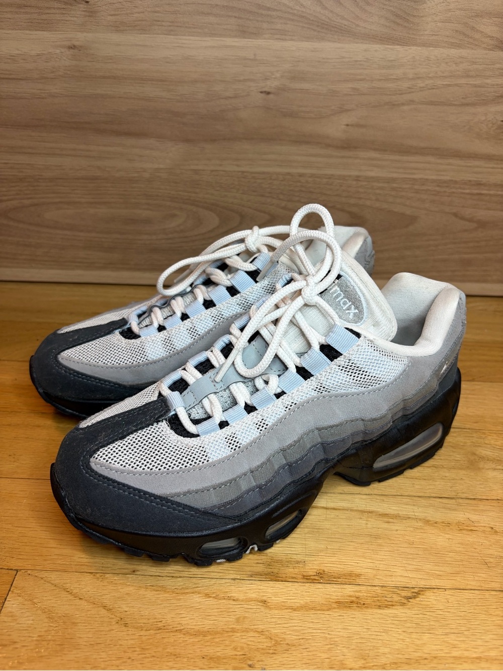Nike Women's Air Max 95 Sneakers - Size 5.5